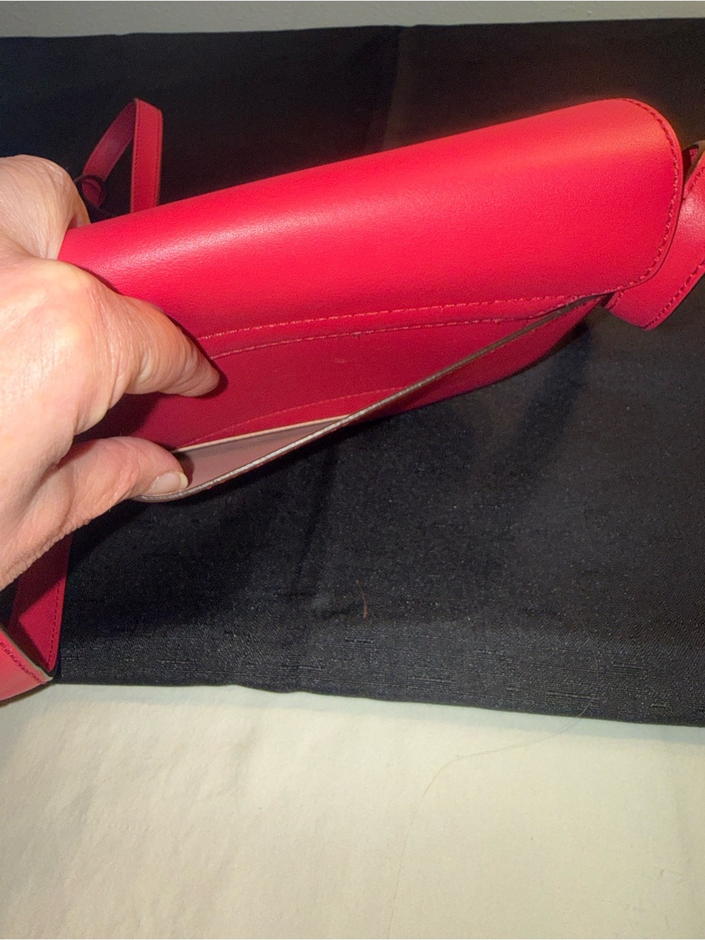 Ralph Lauren Hot Pink Leather Saddle Crossbody with Tassel - Picture 4 of 12